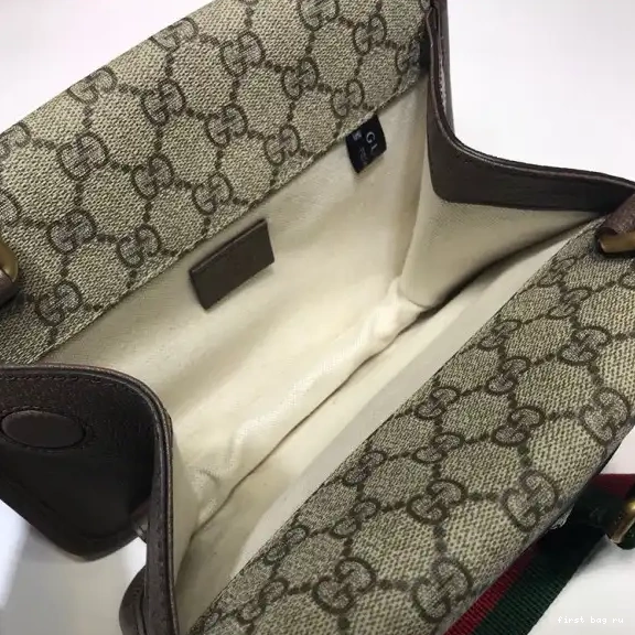 First bag ru Gucci mini Bag Messenger GG 0702